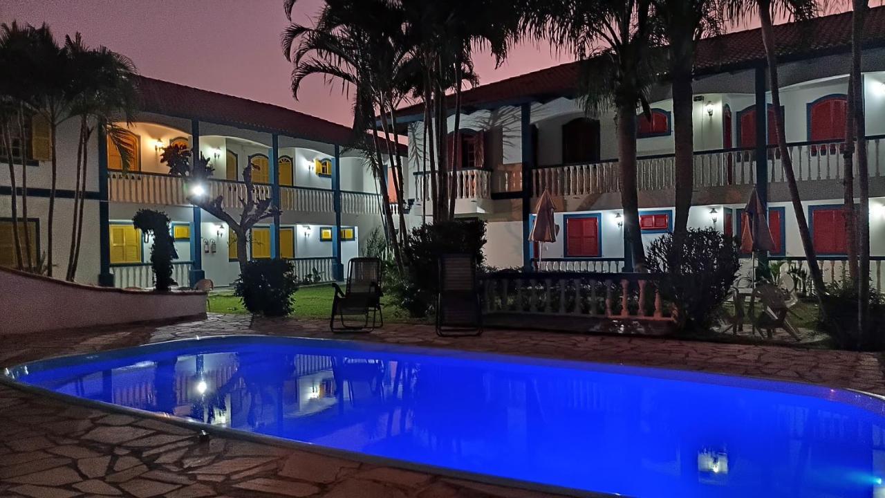 Colonial 150m Da Apartment *