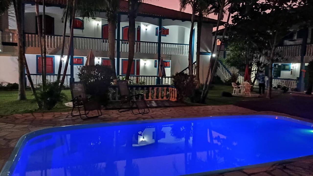 Colonial 150m Da 公寓 Bombinhas